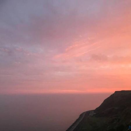 スカーバラDenelea - Stunning Sea Views!アパートメント エクステリア 写真